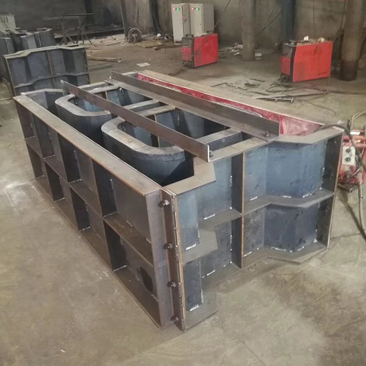 1639522621949172.jpg 階梯護(hù)坡模具1.jpg