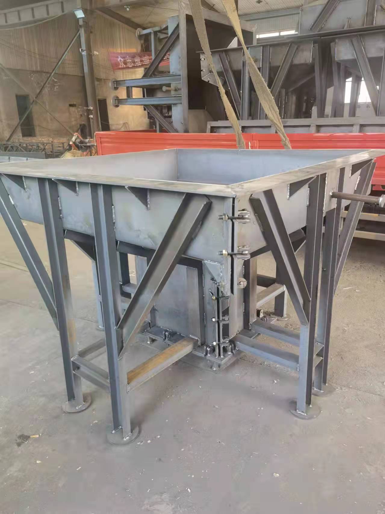 1640136908562716.jpg 基礎墩模具5.jpg